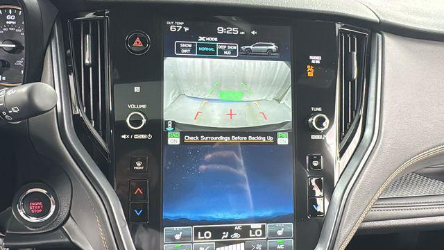 Photo of 2025 Ice Silver Metallic Subaru Outback