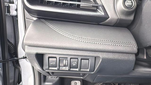 Photo of 2025 Ice Silver Metallic Subaru Outback