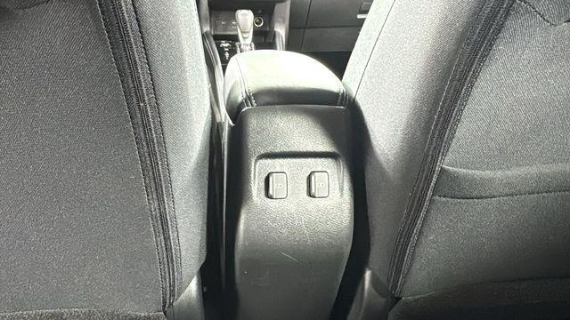 Photo of 2024 Scarlet Ember Tintcoat/Super Black Nissan Kicks