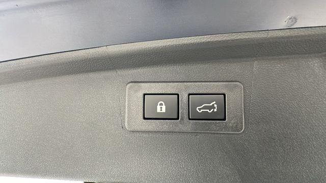 Photo of 2025 Cosmic Blue Pearl Subaru Outback