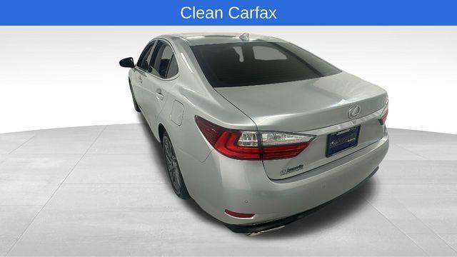 Photo of 2018 Silver Lexus ES 350