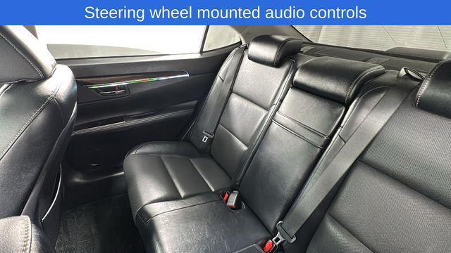 Photo of 2018 Silver Lexus ES 350