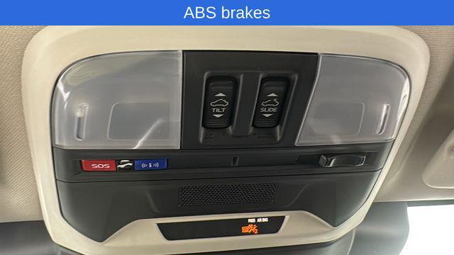 Photo of 2025 Ice Silver Metallic Subaru Crosstrek