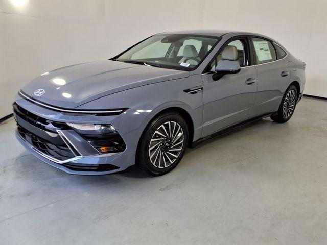 Photo of 2025 Transmission Blue Hyundai SONATA Hybrid