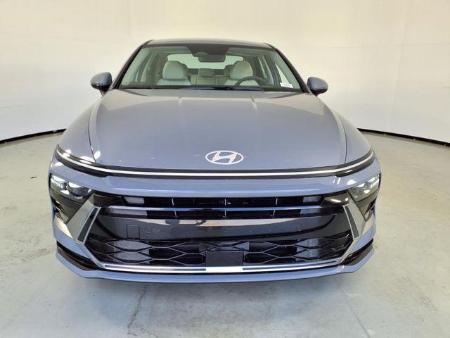 Photo of 2025 Transmission Blue Hyundai SONATA Hybrid