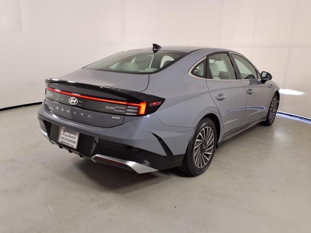 Photo of 2025 Transmission Blue Hyundai SONATA Hybrid