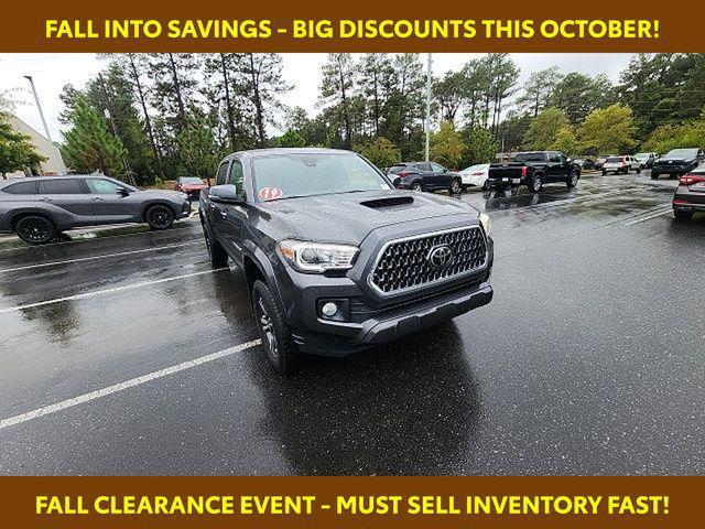 Photo of 2019 Magnetic Gray Metallic Toyota Tacoma