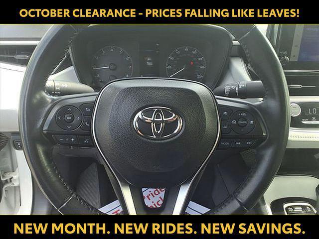 Photo of 2024 White Toyota Corolla