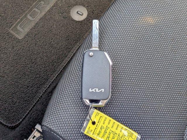 Photo of 2024 Gravity Gray Kia Forte