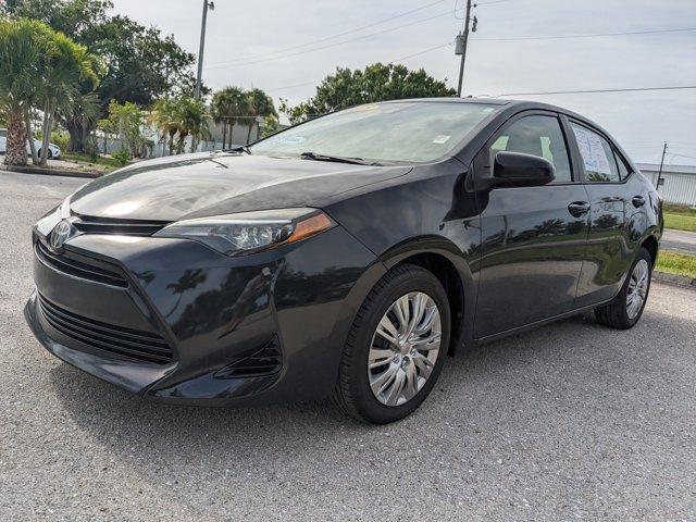Photo of 2018 Classic Silver Metallic Toyota Corolla