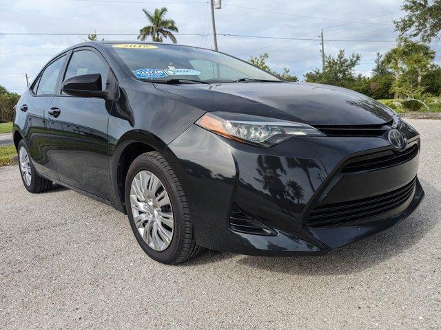 Photo of 2018 Classic Silver Metallic Toyota Corolla