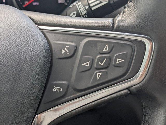 Photo of 2021 Silver Ice Metallic Chevrolet Equinox