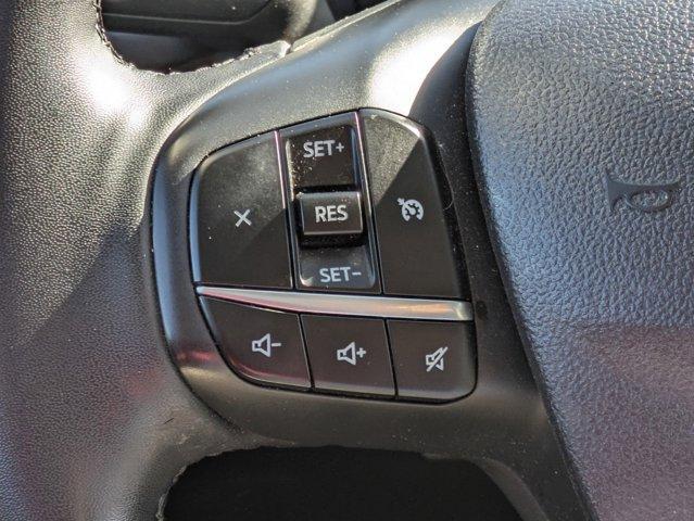 Photo of 2022 Oxford White Ford Escape