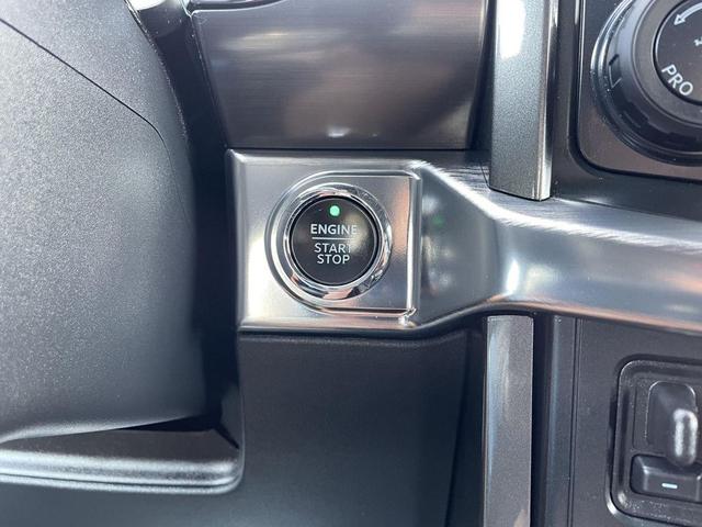Photo of 2023 Star White Metallic Tri-Coat Ford F-150