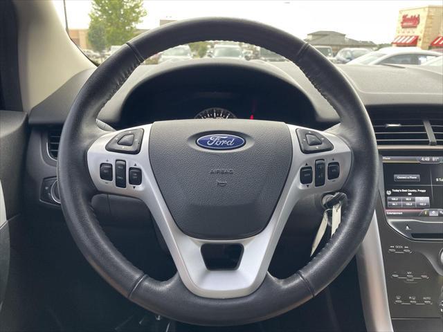 Photo of 2014 Ingot Silver Metallic Ford Edge