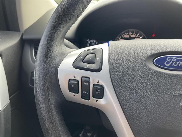 Photo of 2014 Ingot Silver Metallic Ford Edge