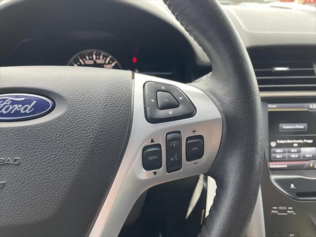 Photo of 2014 Ingot Silver Metallic Ford Edge