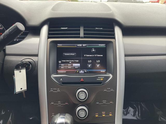 Photo of 2014 Ingot Silver Metallic Ford Edge