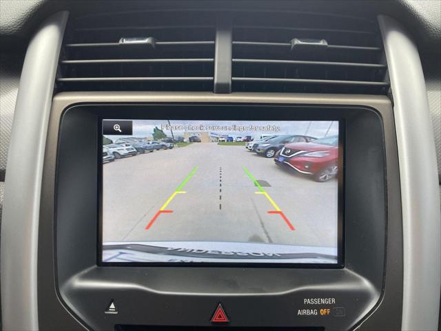 Photo of 2014 Ingot Silver Metallic Ford Edge
