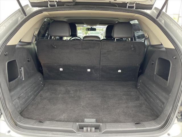 Photo of 2014 Ingot Silver Metallic Ford Edge
