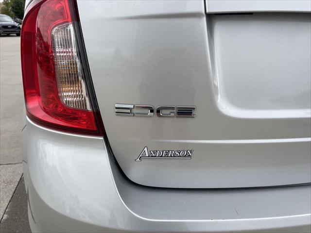 Photo of 2014 Ingot Silver Metallic Ford Edge