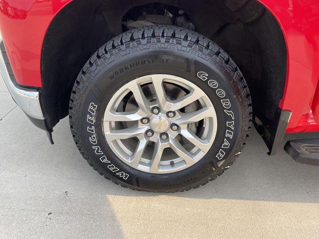 Photo of 2022 Red Hot Chevrolet Silverado 1500
