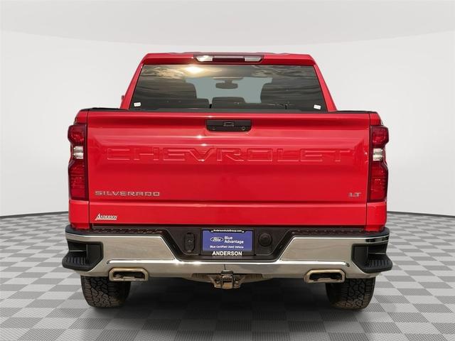 Photo of 2022 Red Hot Chevrolet Silverado 1500