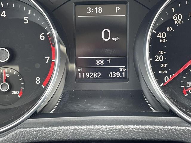 Photo of 2016 Fortana Red Volkswagen Passat