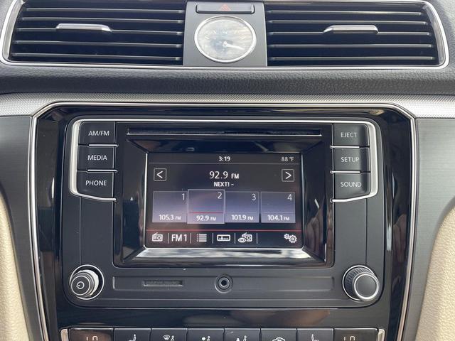 Photo of 2016 Fortana Red Volkswagen Passat