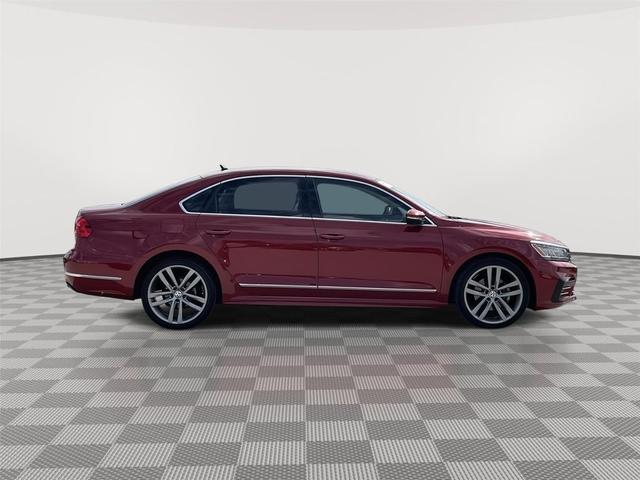 Photo of 2016 Fortana Red Volkswagen Passat
