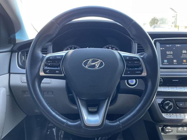 Photo of 2018 Quartz White Pearl Hyundai SONATA