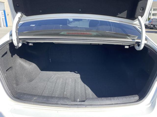 Photo of 2018 Quartz White Pearl Hyundai SONATA