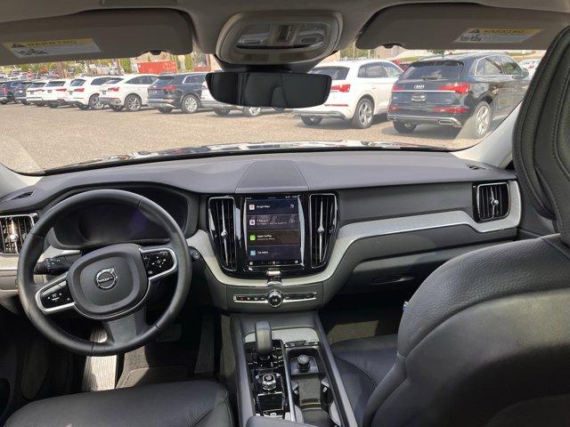 Photo of 2025 ONYX BLACK Volvo XC60