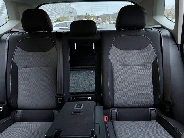 Photo of 2024 Dusk Blue Metallic Volkswagen Taos