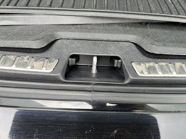 Photo of 2022 ONYX BLACK Volvo XC90 Recharge Plug-In Hybrid