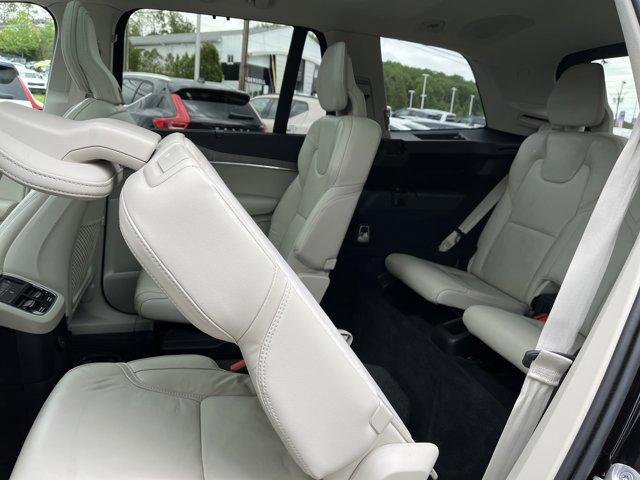 Photo of 2022 ONYX BLACK Volvo XC90 Recharge Plug-In Hybrid