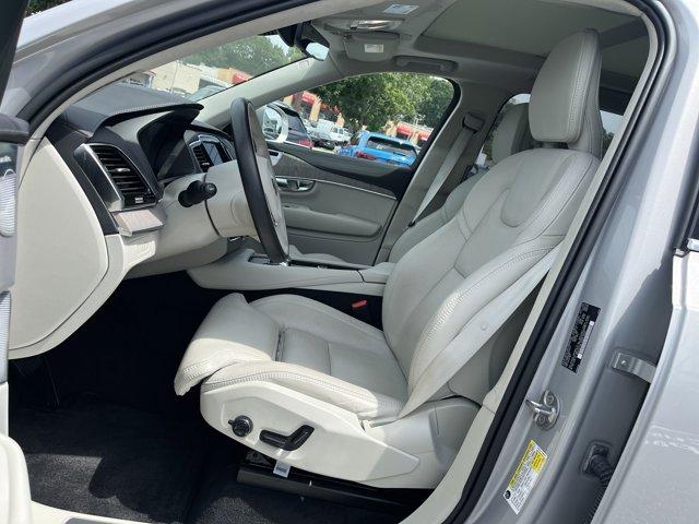 Photo of 2024 SILVER DAWN Volvo XC90 Recharge Plug-In Hybrid