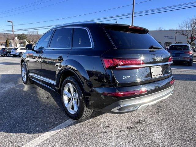 Photo of 2022 MYTHOS BLACK Audi Q7
