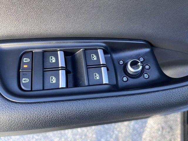 Photo of 2022 MYTHOS BLACK Audi Q7