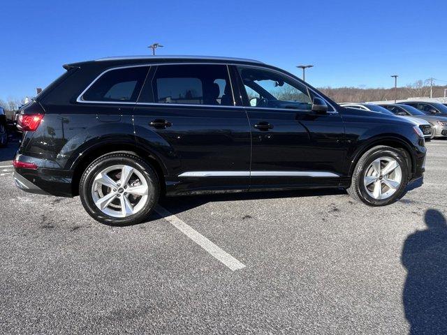 Photo of 2022 MYTHOS BLACK Audi Q7