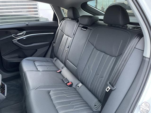 Photo of 2022 Glacier White Metallic Audi e-tron Sportback