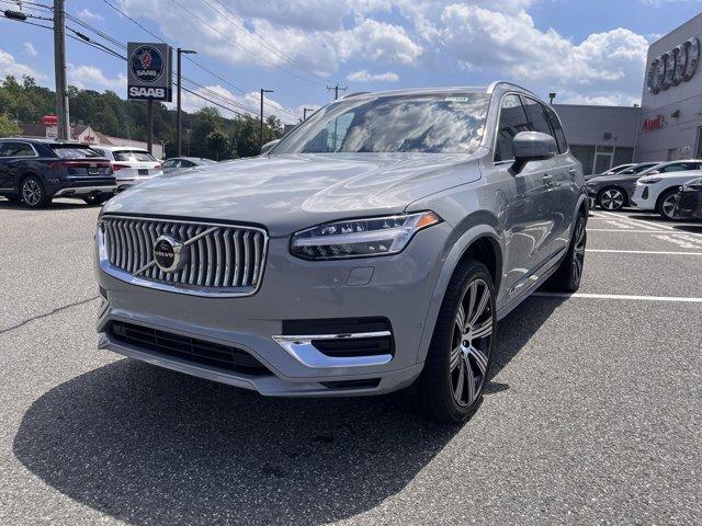 Photo of 2024 VAPOUR GREY MET Volvo XC90 Recharge Plug-In Hybrid
