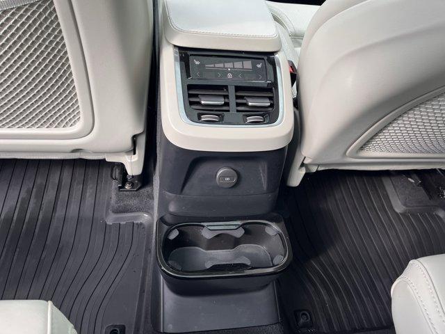 Photo of 2024 DENIM BLUE META Volvo XC90 Recharge Plug-In Hybrid