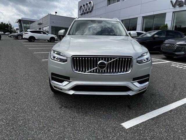2022 Volvo XC90