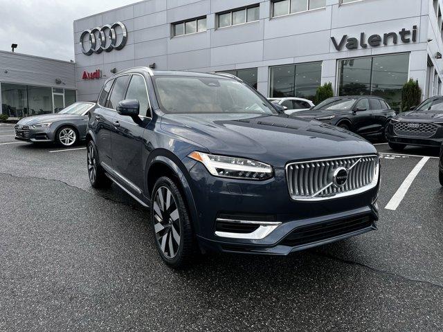 Photo of 2024 DENIM BLUE META Volvo XC90 Recharge Plug-In Hybrid