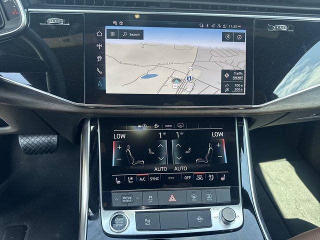 Photo of 2025 Waitomo Blue Metallic Audi Q8