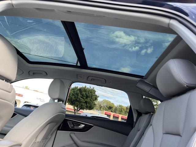 Photo of 2023 WAITOMO BLUE Audi Q7