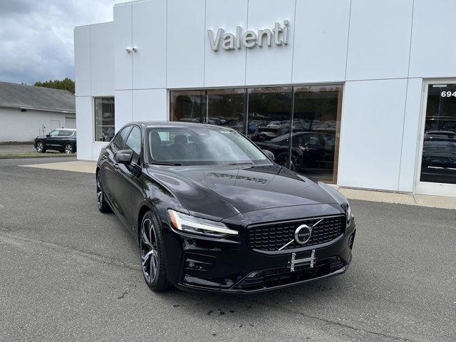 2025 Volvo S60