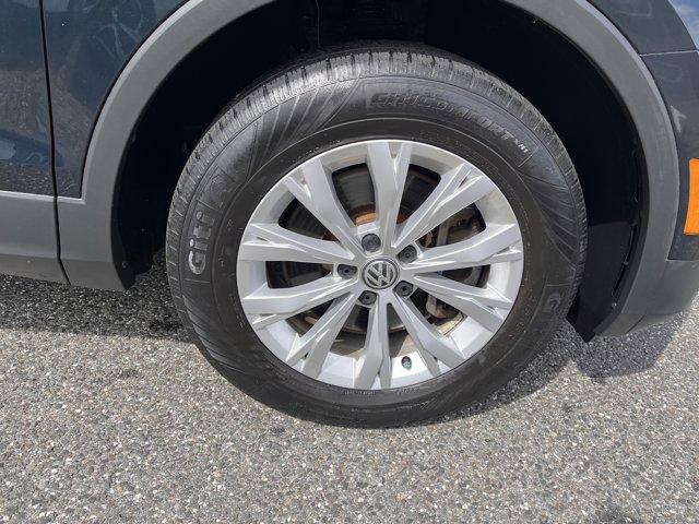 Photo of 2019 Green Volkswagen Tiguan