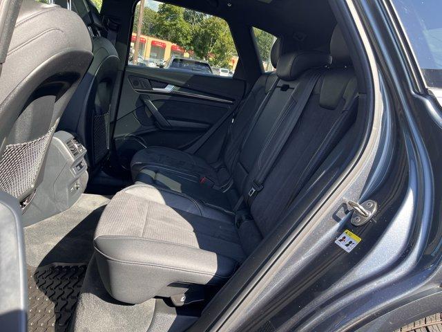 Photo of 2022 DAYTONA GRAY PE Audi SQ5